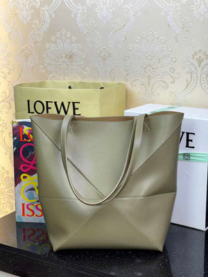 Loewe Medium Puzzle Fold tote in shiny calfskin A657G50X01 Green - Default Title - View 3