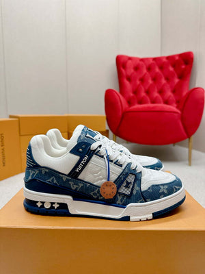 Louis Vuitton 1A9JG2 Men Women's LV Trainer Sneaker L62485 - Fmale-Euro 35=US 4 - View 2