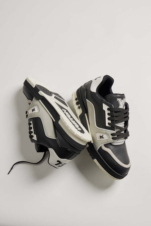 Louis Vuitton 1ABFAF Men Women's LV Trainer Sneaker L62464 - Fmale-Euro 35=US 4 - View 2