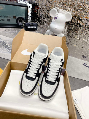 Louis Vuitton 1AC58D LV X Nike Air Force 1 Low By Virgil Abloh M601035 - Fmale-35 - View 1