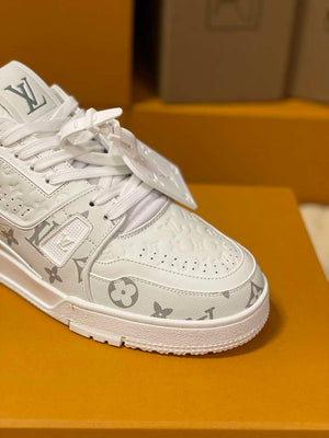 Louis Vuitton 1AC58D Women Men's LV Trainer Sneaker M601028 - Fmale-35 - View 5