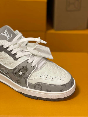 Louis Vuitton 1AC58D Women Men's LV Trainer Sneaker M601030 - Fmale-35 - View 5