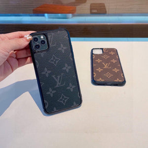 Louis Vuitton Apple Iphone Leather Premium Deluxe Phone Case L20144 - iPhone15pro max £¨6.7£© - View 2