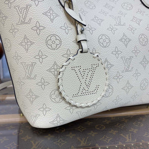 Louis Vuitton Blossom MM Mahina Tote Bag LV M21851 Beige - Default Title - View 5