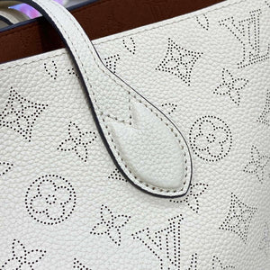 Louis Vuitton Blossom MM Mahina Tote Bag LV M21851 Beige - Default Title - View 6