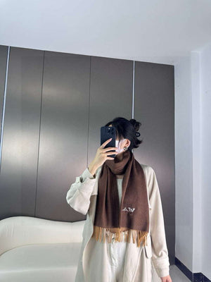 Louis Vuitton Classic Cashmere Scarf Scarf L60351 - Default Title - View 3