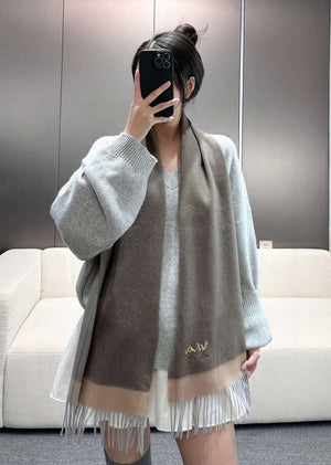 Louis Vuitton Classic Cashmere Scarf Scarf L60356 - Default Title - View 1