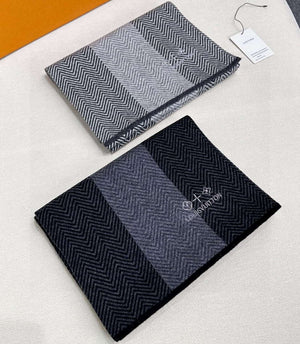 Louis Vuitton Classic Plaid Jacquard Cashmere Scarf L60378 - Default Title - View 9