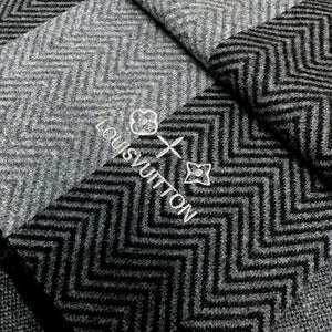 Louis Vuitton Classic Plaid Jacquard Cashmere Scarf L60379 - Default Title - View 6