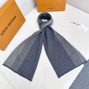 Louis Vuitton Classic Plaid Jacquard Cashmere Scarf L60382 - Default Title - View 5