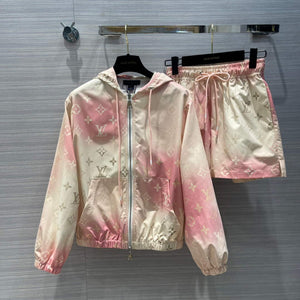 Louis Vuitton LV 1A9UG9 Technical Tracksuit L88039 - 36 - View 1