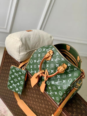 Louis Vuitton LV M14064 Speedy P9 Bandoulière 30 Bag Ostrich Dark green - Default Title - View 9