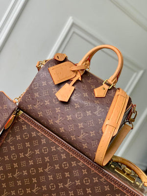 Louis Vuitton LV M14064 Speedy P9 Bandoulière 30 Bag Ostrich Dark Brown - Default Title - View 1