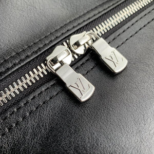 Louis Vuitton LV M21108 Speedy P9 Bandoulière 30 Bag Monogram Leather Black - Default Title - View 5