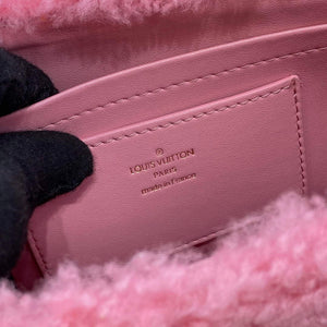 Louis Vuitton LV M21320 Twist MM Handbag Pink - Default Title - View 7