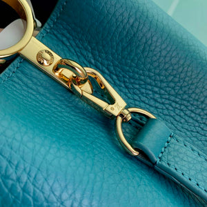 Louis Vuitton LV M23766 Capucines MM Handbag Green - Default Title - View 6