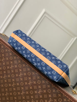 Louis Vuitton LV M27555 Vagabond Hobo Bag Blue - Default Title - View 4