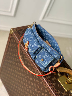 Louis Vuitton LV M27602 Pochette Accessoire Cargo Bag Blue Denim - Default Title - View 10