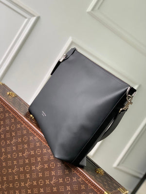 Louis Vuitton LV M28392 Vagabond Hobo Bag Black - Default Title - View 2