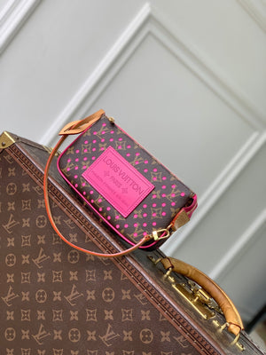 Louis Vuitton LV M29001 Pochette Accessoires Bag - Default Title - View 1