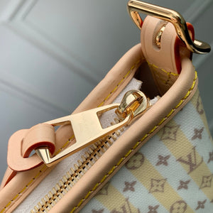 Louis Vuitton LV M29139 Carryall East West Bag Banana - Default Title - View 5