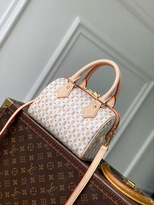 Louis Vuitton LV M29459 Speedy Bandoulière 20 Bag Nude Rose - Default Title - View 3