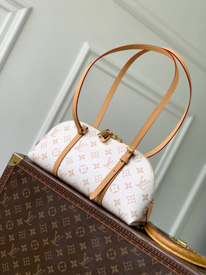 Louis Vuitton LV M2A457 Squire East-West Bag - Default Title - View 1