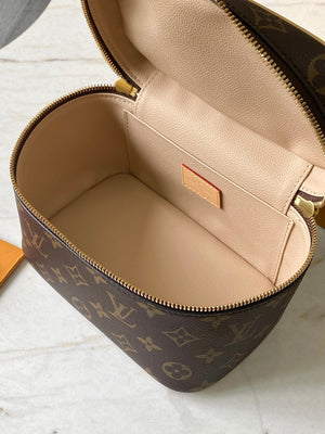 Louis Vuitton LV M44495 Nice Mini Vanity Case Monogram canvas Beige - Default Title - View 9