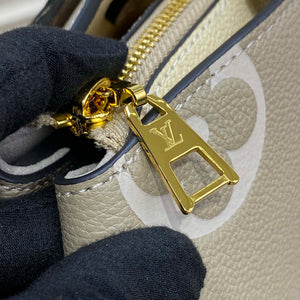 Louis Vuitton LV M45833 Grand Palais Monogram empreinte Gray and Beige - Default Title - View 6