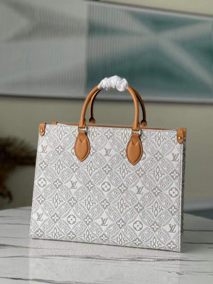 Louis Vuitton M59614 LV M46015 Onthego MM Monogram White - Default Title - View 3