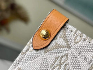 Louis Vuitton M59614 LV M46015 Onthego MM Monogram White - Default Title - View 6