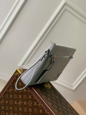 Louis Vuitton M69836 LV Aerogram Pochette iPad M69837 Gray - Default Title - View 3