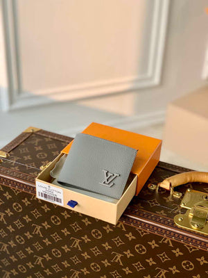 Louis Vuitton M81026 Multiple Wallet LV aerogram Gray - Default Title - View 1