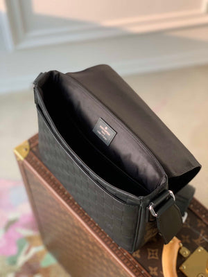 Louis Vuitton N42711 District PM Damier Black - Default Title - View 8