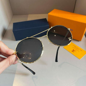 Louis Vuitton New Fashion Sunglasses L22290 - Default Title - View 1