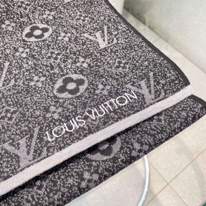 Louis Vuitton Scarves Fashion Scarf L38940 - Default Title - View 9