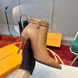 LV 1A9P35 Louis Vuitton Women's Signature Ankle Boot L66527 - 35 - View 6