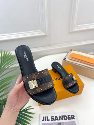 LV 1AADI2 Louis Vuitton Lock It Mules L99035 - 35 - View 4