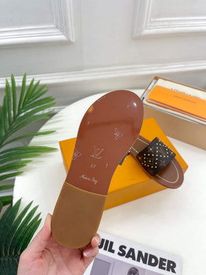 LV 1AAZYN Louis Vuitton Lock It Flat Mules L99037 - 35 - View 9