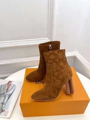 LV 1ABUW2 Louis Vuitton Women's Silhouette Ankle Boot L67331 - 35 - View 6