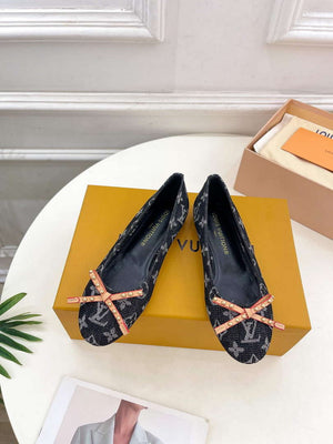 LV 1ACK97 Louis Vuitton Nina Flat Ballerina L66386 - US 4=Euro 35 - View 1