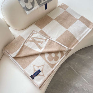 LV Avalon Rocabar Louis Vuitton Checkmate Blanket M77861 - Gris - View 5