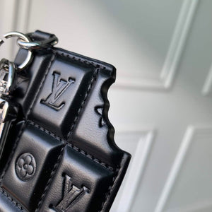 LV M01478 Louis Vuitton LV Chocolate Bar Figurine Key Holder and Bag Charm Black - Default Title - View 5