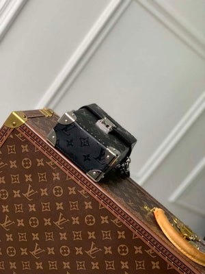 LV M11269 Louis Vuitton Camera Box Handbag Black - Default Title - View 4