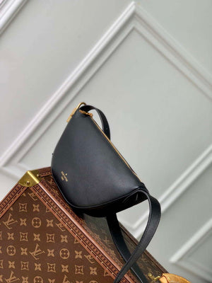 LV M11429 Louis Vuitton Low Key Bumbag Cognac Black - Default Title - View 1