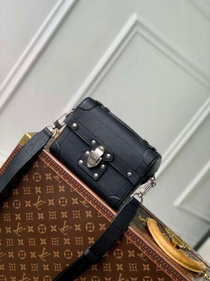 LV M11516 Louis Vuitton Soul Trunk Bag Black - Default Title - View 1