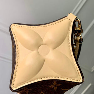 LV M11672 Louis Vuitton Bloom Pouch Bag Banana Yellow - Default Title - View 7