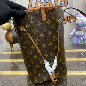 LV M12061 Louis Vuitton Reversible Neverfull Inside Out MM Handbag Brown - Default Title - View 6