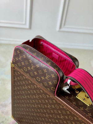 LV M12641 Louis Vuitton Locker Dopp Kit Taurillon Monogram Rose Red - Default Title - View 9