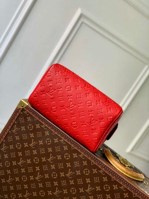 LV M12863 Louis Vuitton Locker Dopp Kit Monogram Taurillon Red - Default Title - View 4